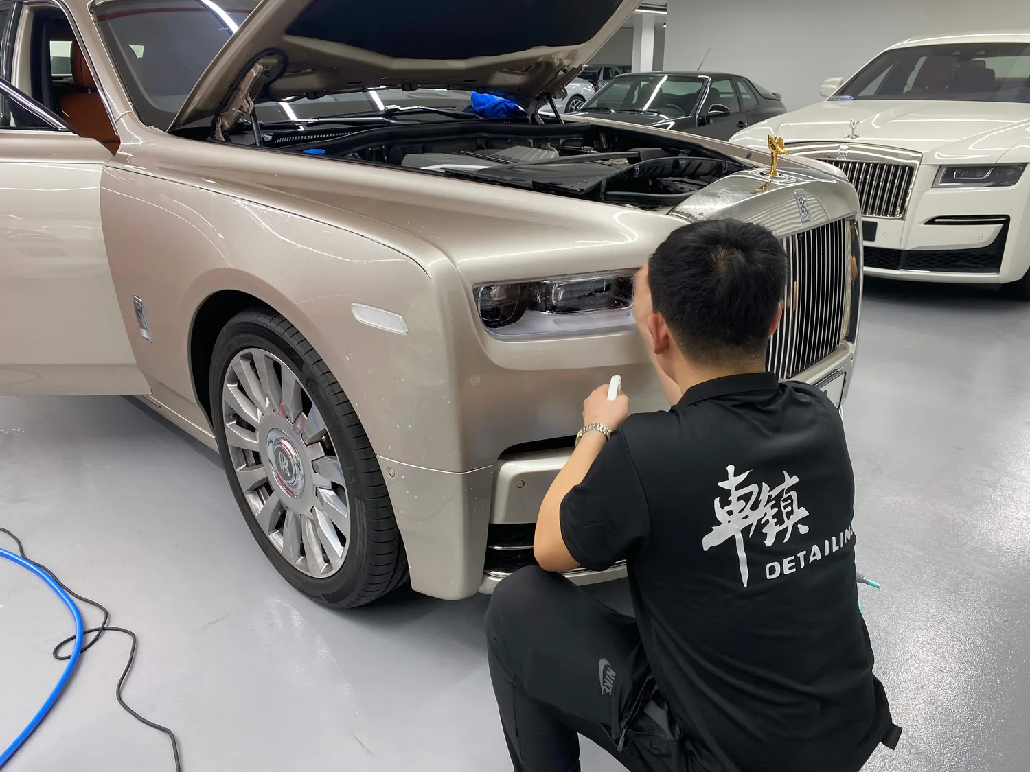 贴膜施工与无尘车间